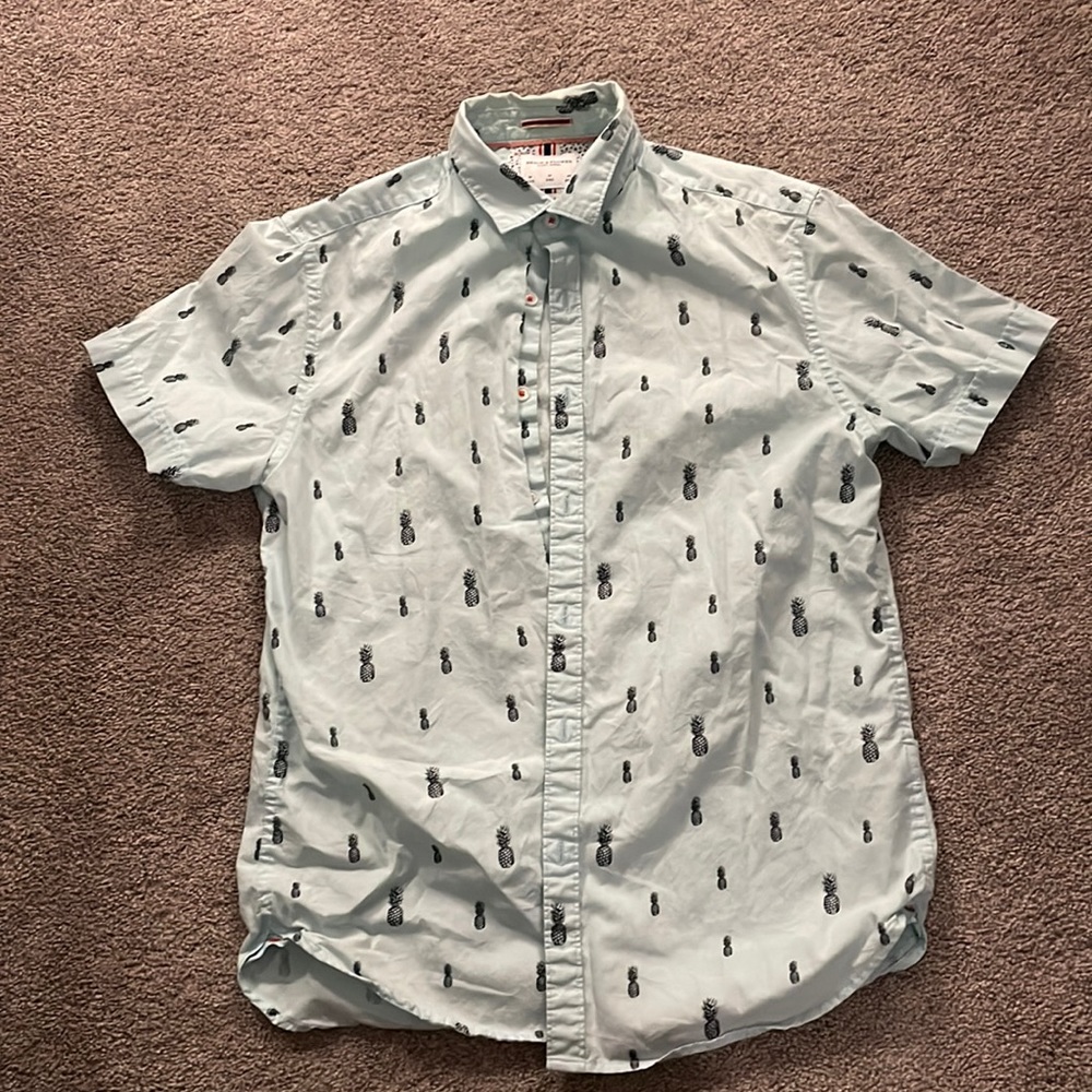 Denim and Flower Light Blue Pineapple Short Sleeve Button Down